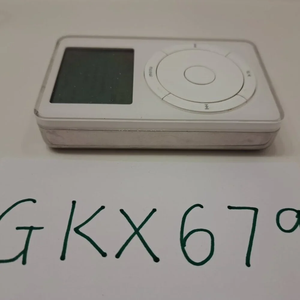 iPod Classic 1st Generation 10GB (+ New Extended Battery + Original Charger) #2